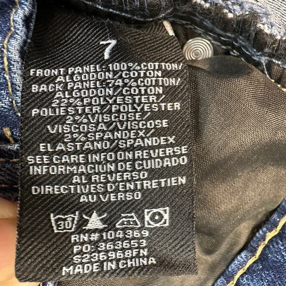 Fashion Nova Cut-Off Short WMNS 7 Dark Wash Denim Distressed High Rise Zip Fly - Picture 7 of 8